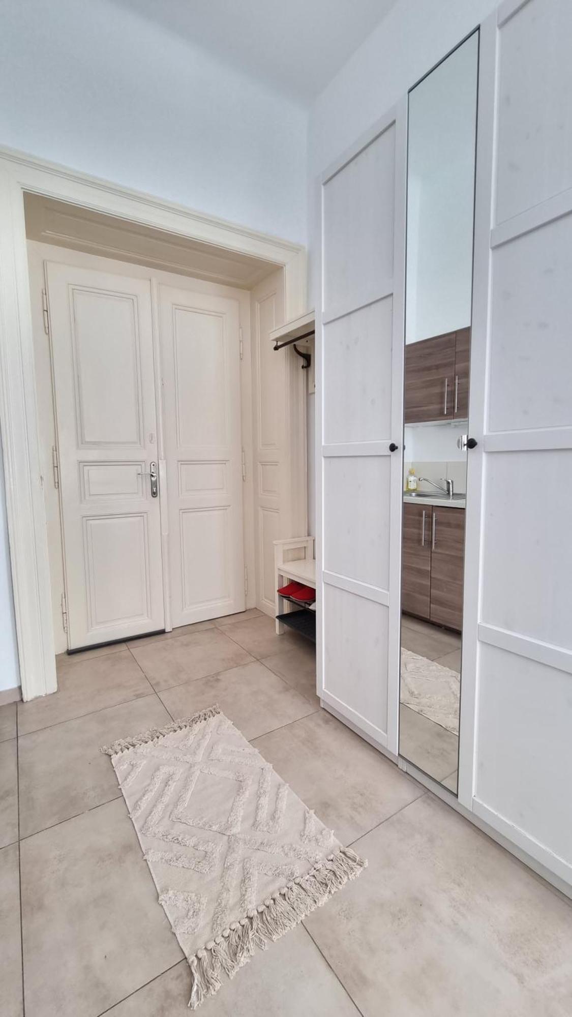 Finnem Rentals Tyrsova Prague Extérieur photo